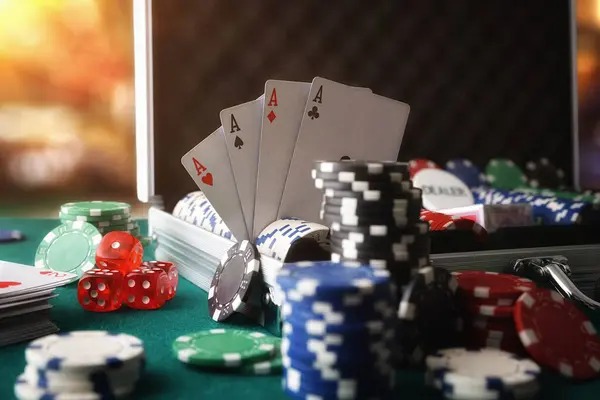 rafitoto platform showing live-dealer table and mobile app interface